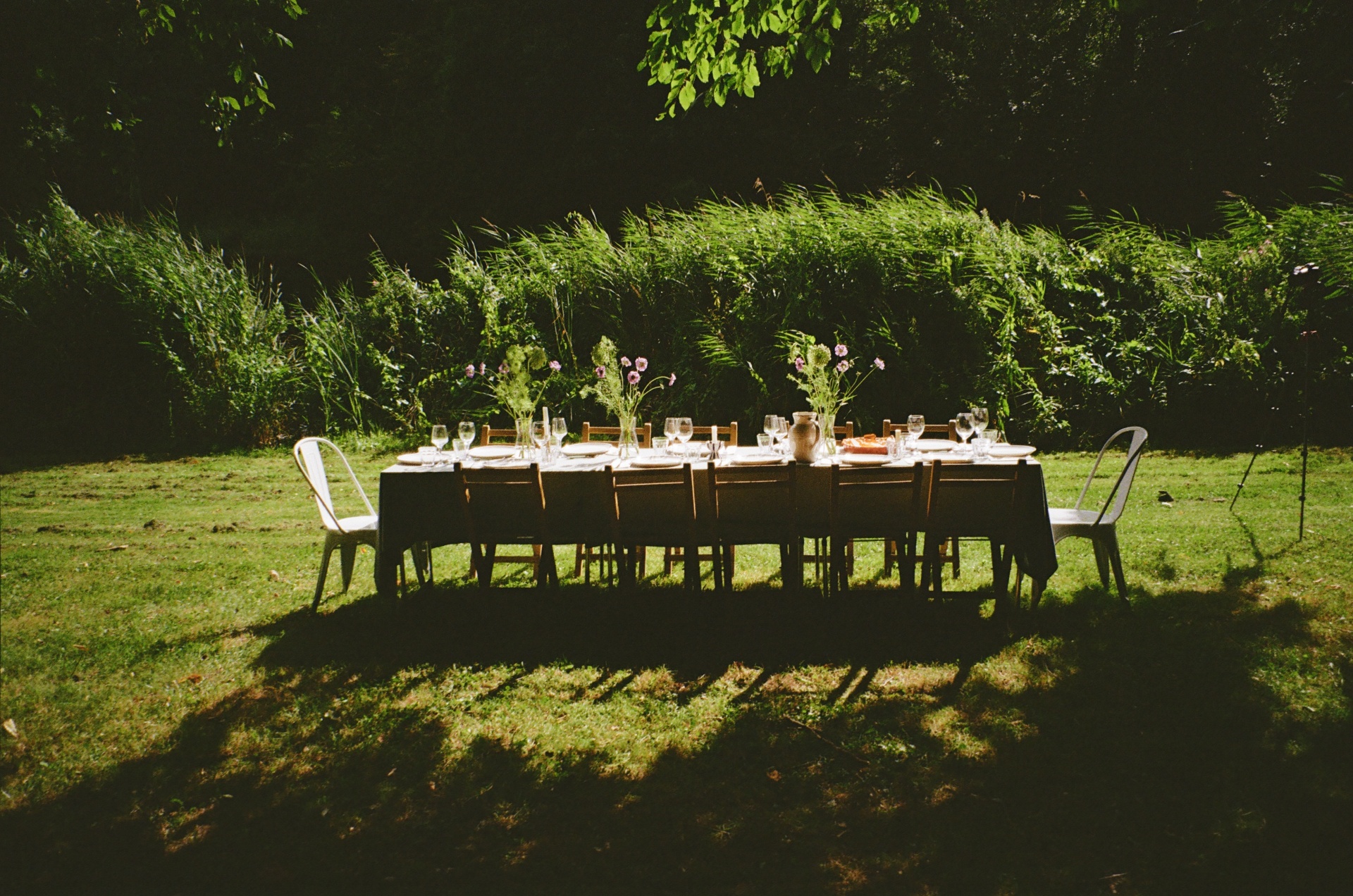 The long table, dressed and waiting